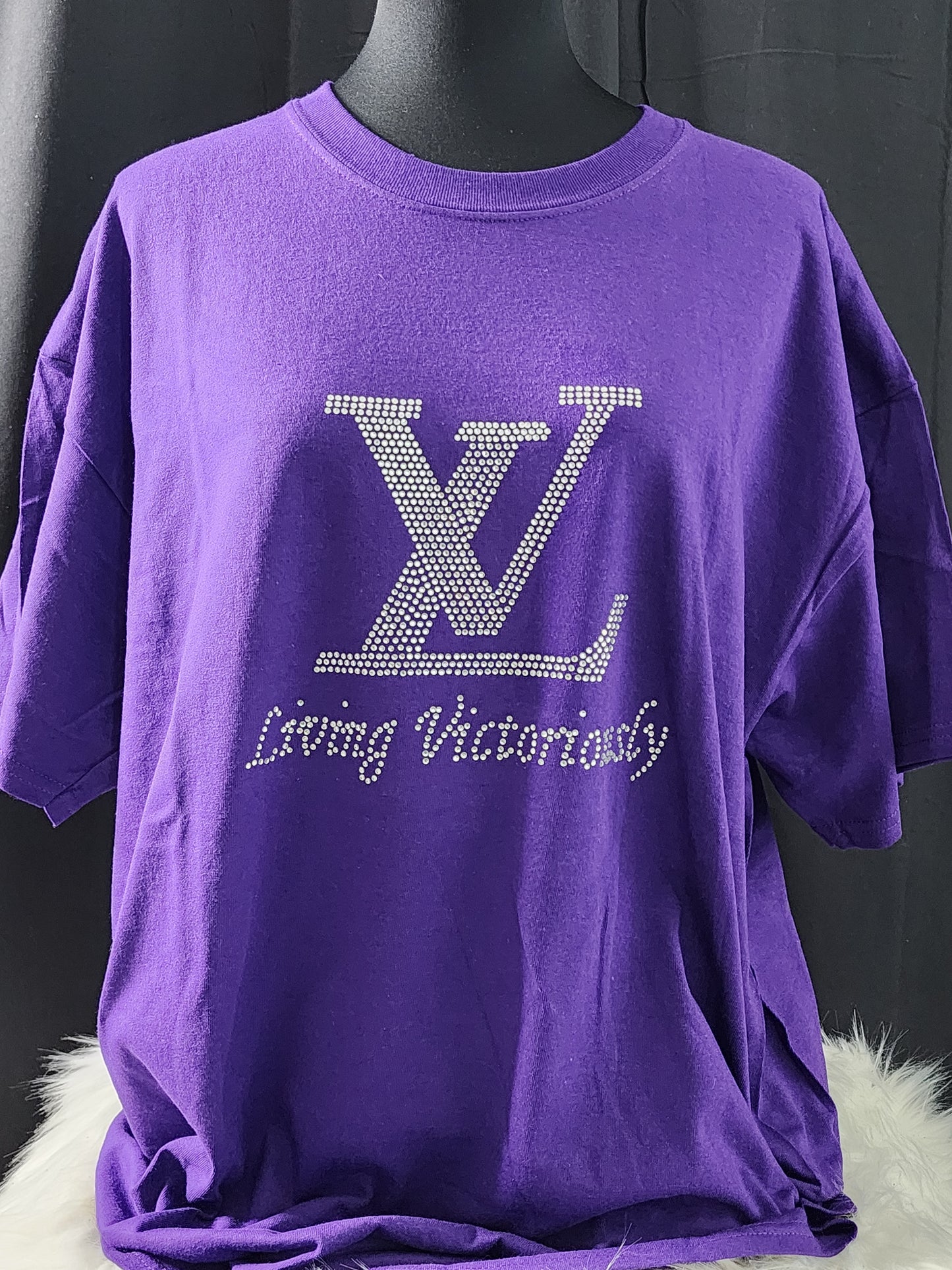 Living Victoriously Bling Tee